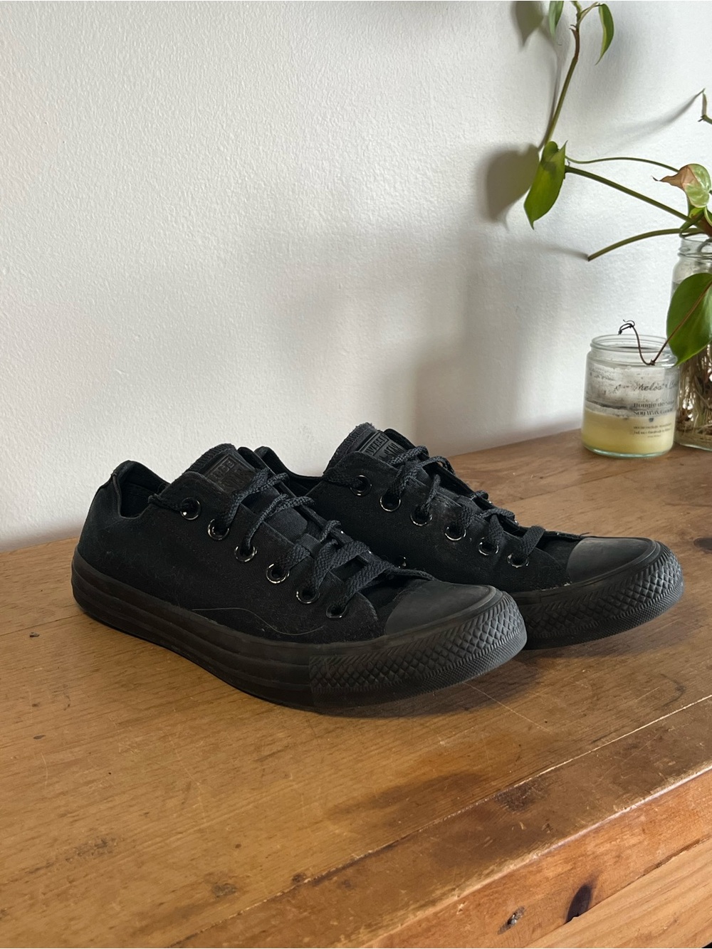 Low Converse All Star black shoes #vintage #converse